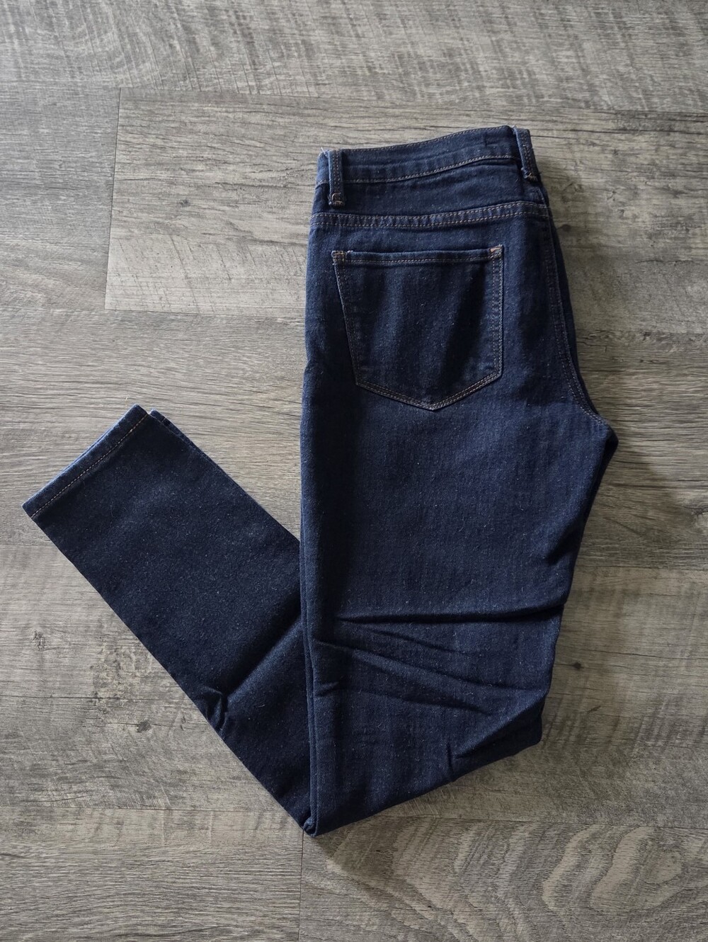 Forever 21 Dark Blue Skinny Jeans.
